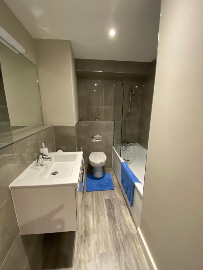 Marie'S Serviced Apartment 1 Bed Citystay, Parking Бедфорд Экстерьер фото